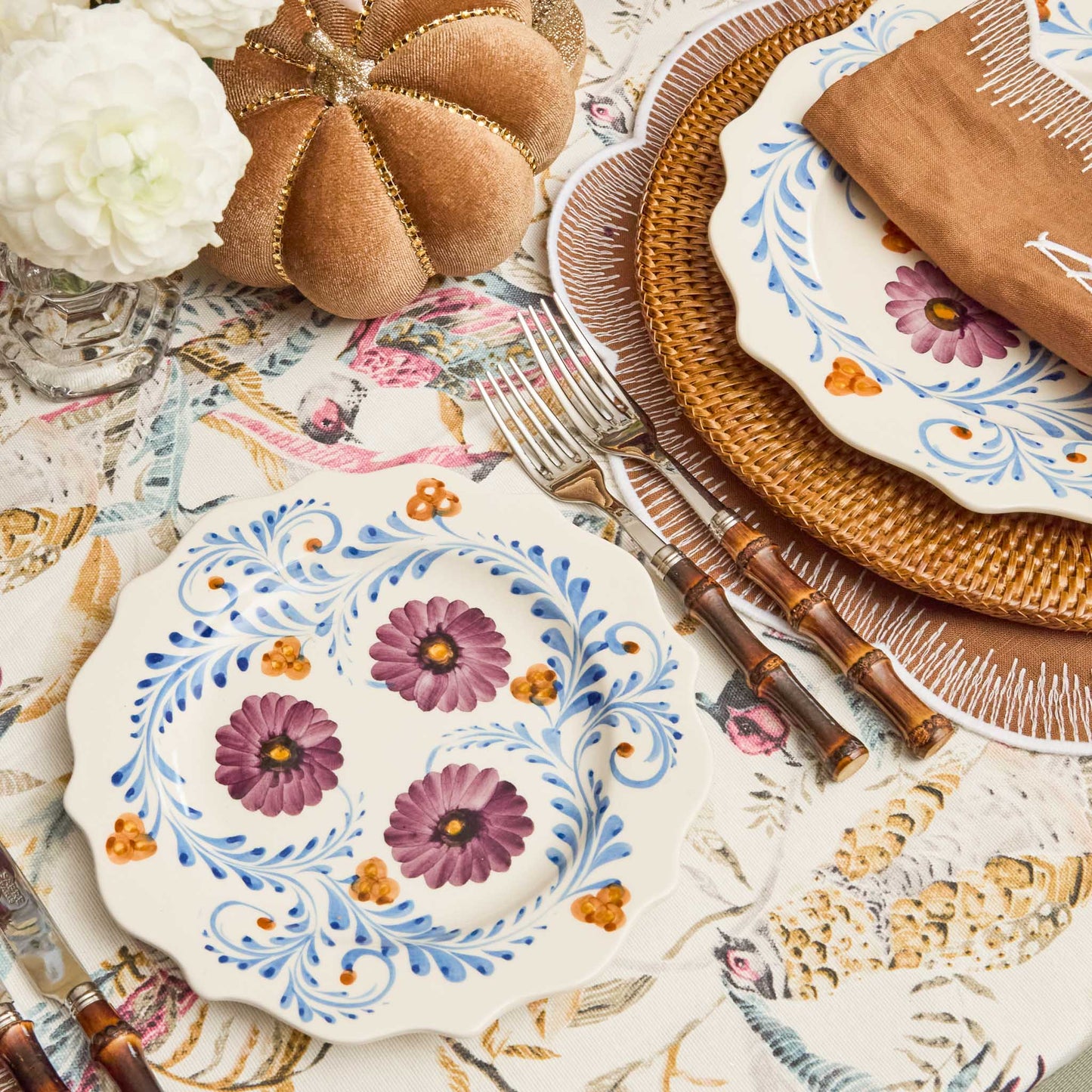 Damson Flowers Starter Plates (Set of 4)