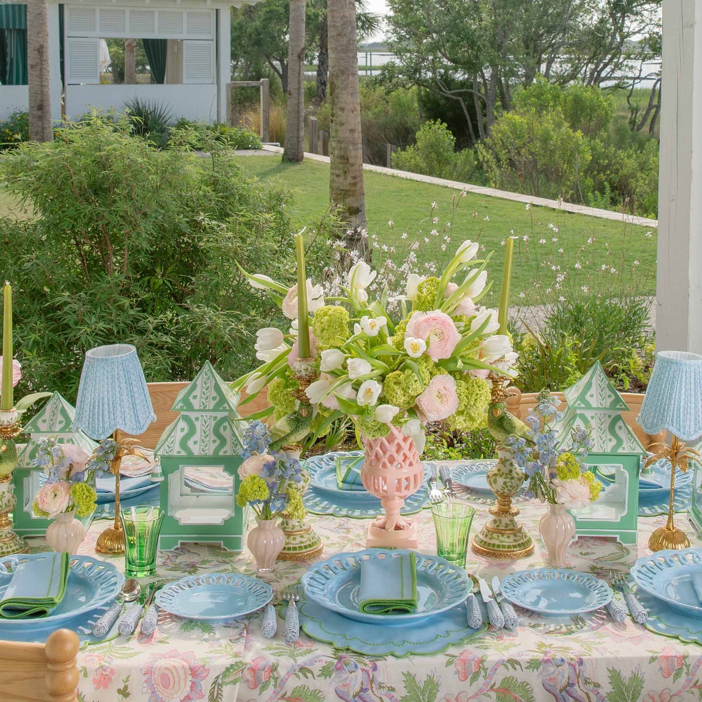 Soft Blue Lace Starter Plates (Set of 4)