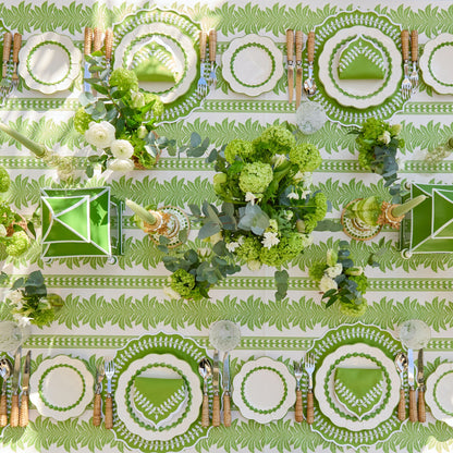Green Laurel Dinner Plates (Set of 4)