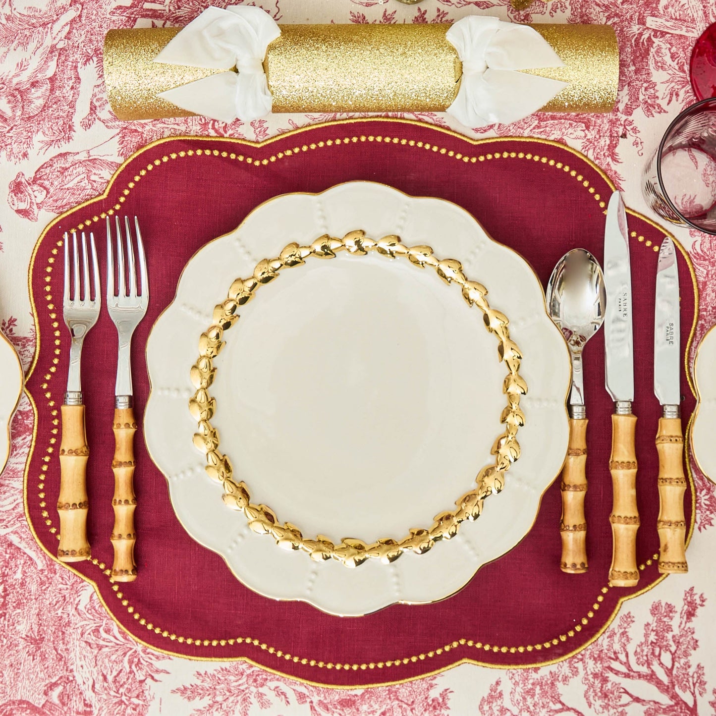 Gold Laurel Dinner & Starter Plates (Set of 8)