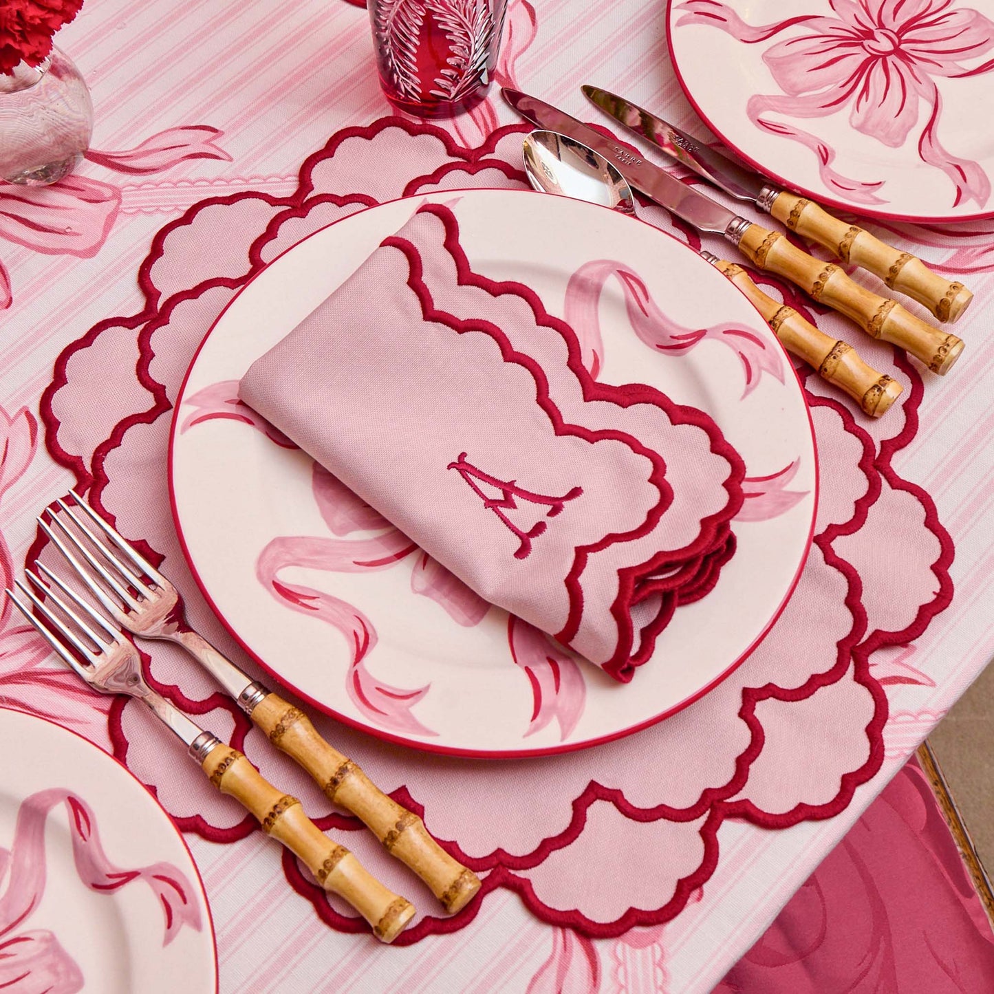 Pink & Red Lily Placemats & Napkins (Set of 4)