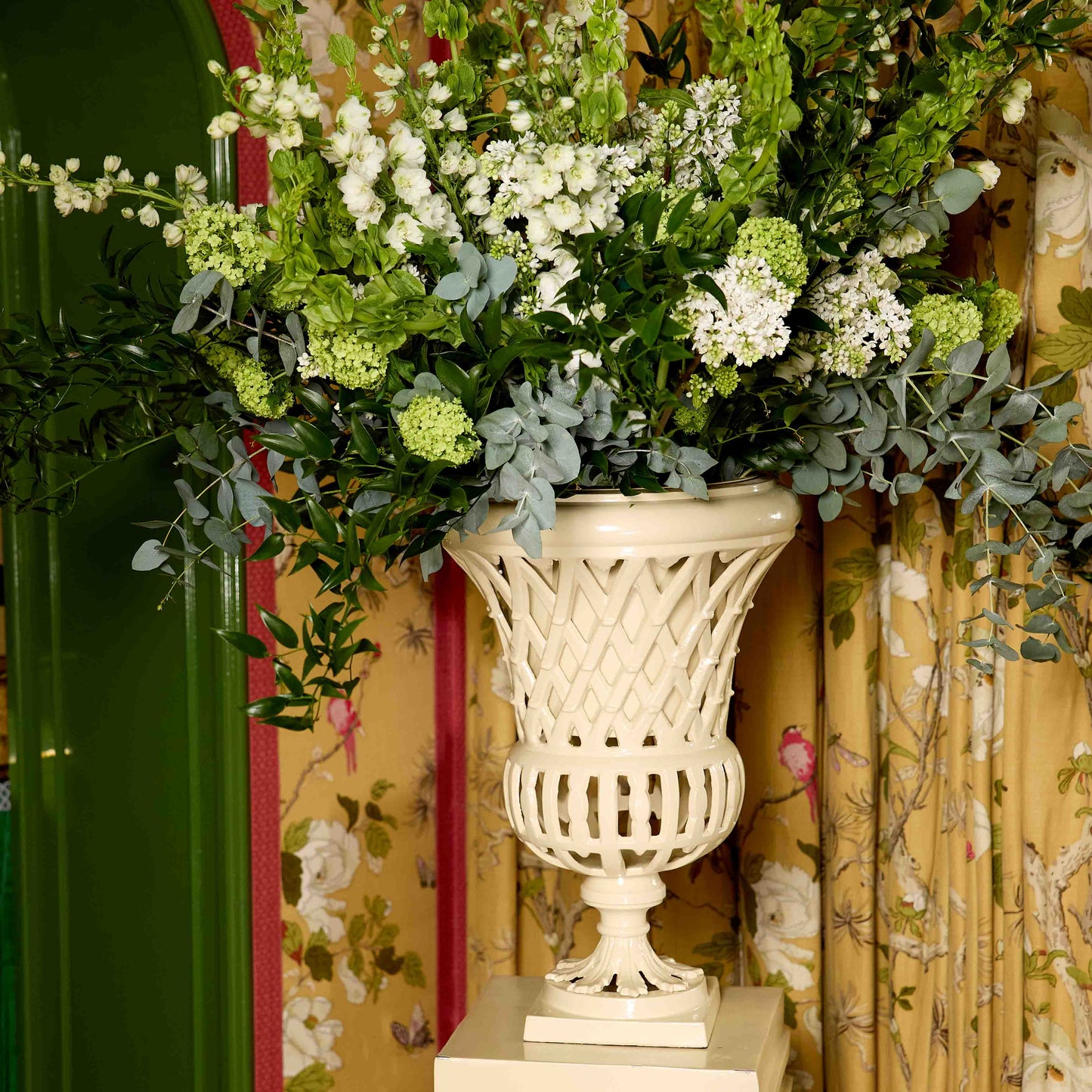 Adelaide Putty Lattice Urn