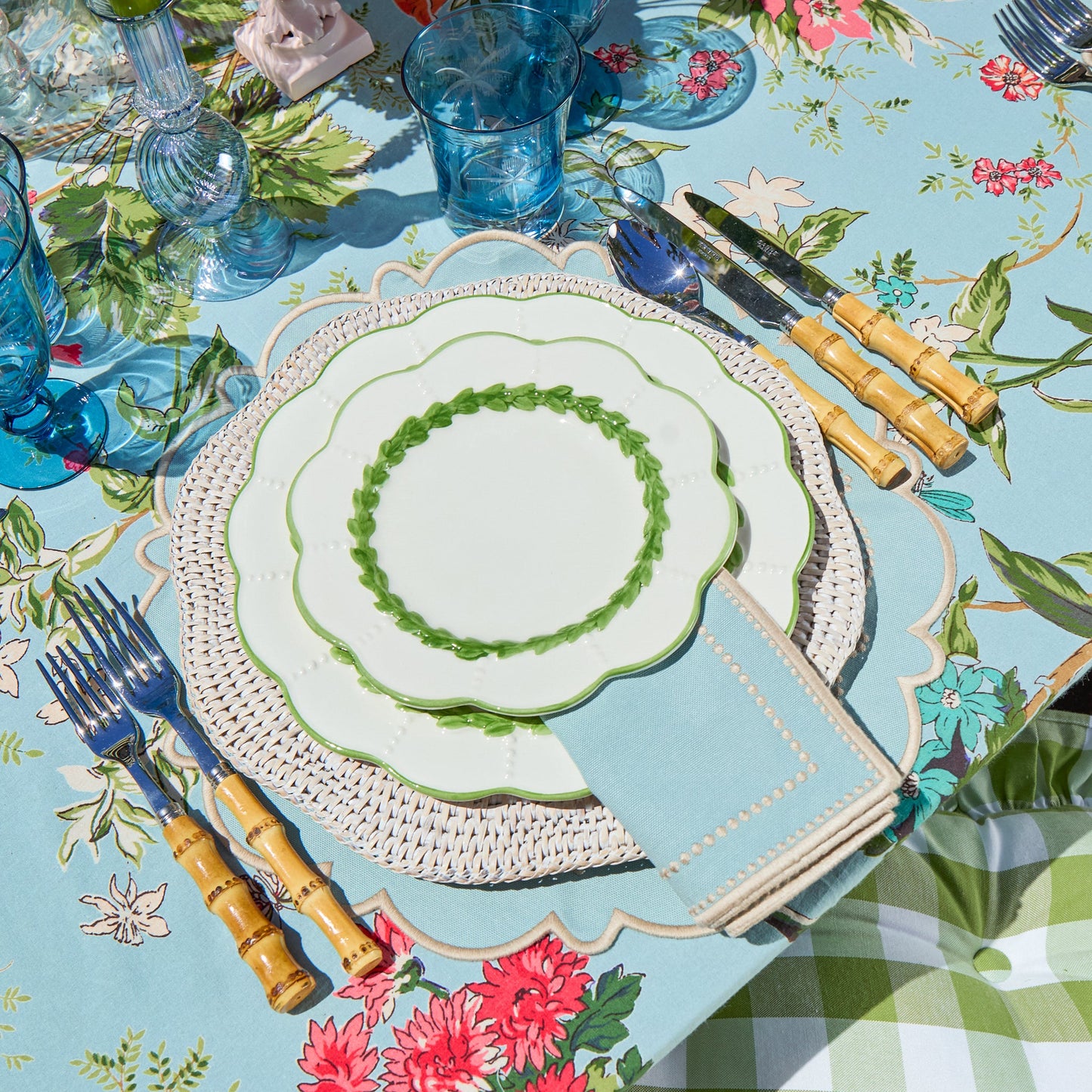 Green Laurel Dinner Plates (Set of 4)