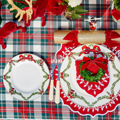 Christmas Garland Dinner Plate (Set of 4)