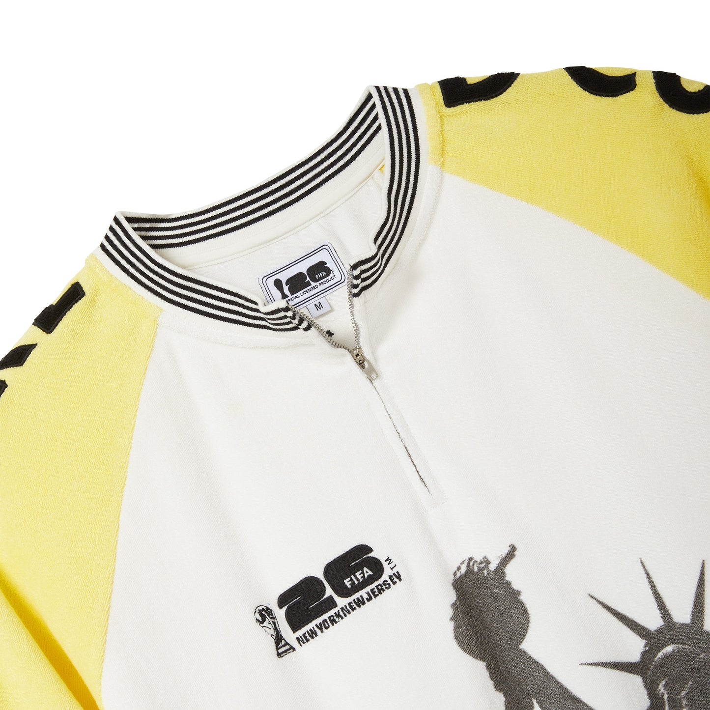 ‘FIFA World Cup 2026™’ On Your Shoulders Cabana