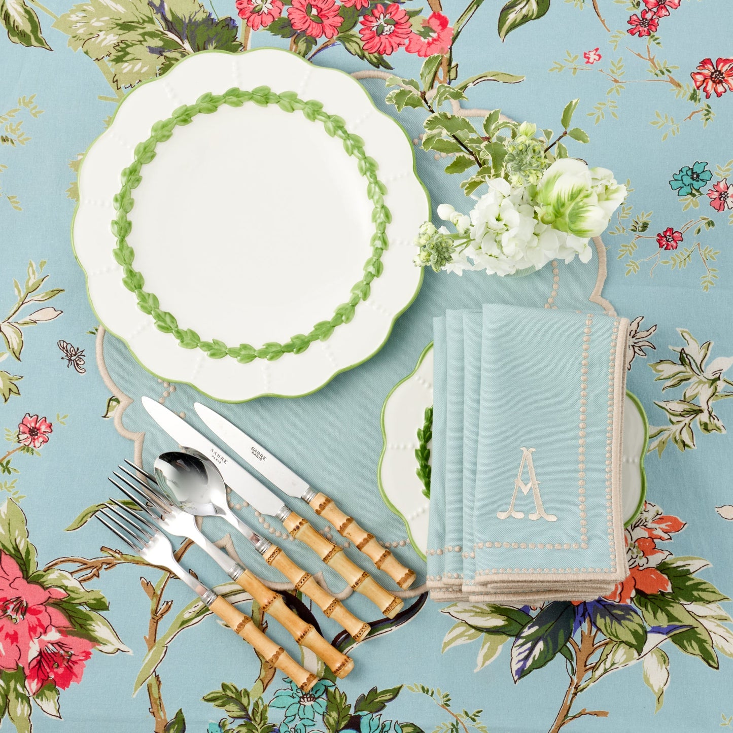 Green Laurel Dinner Plates (Set of 4)